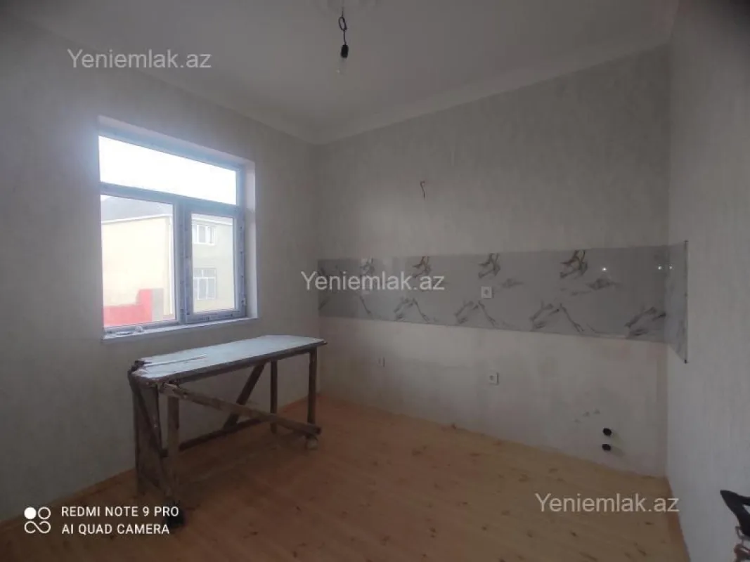 Satılır 3 otaqlı həyət evi 80 m²