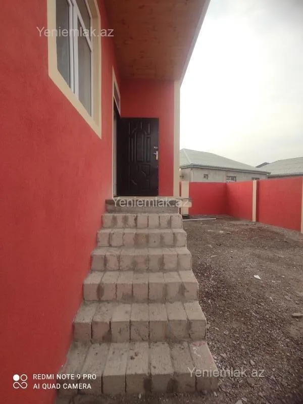 Satılır 3 otaqlı həyət evi 80 m²