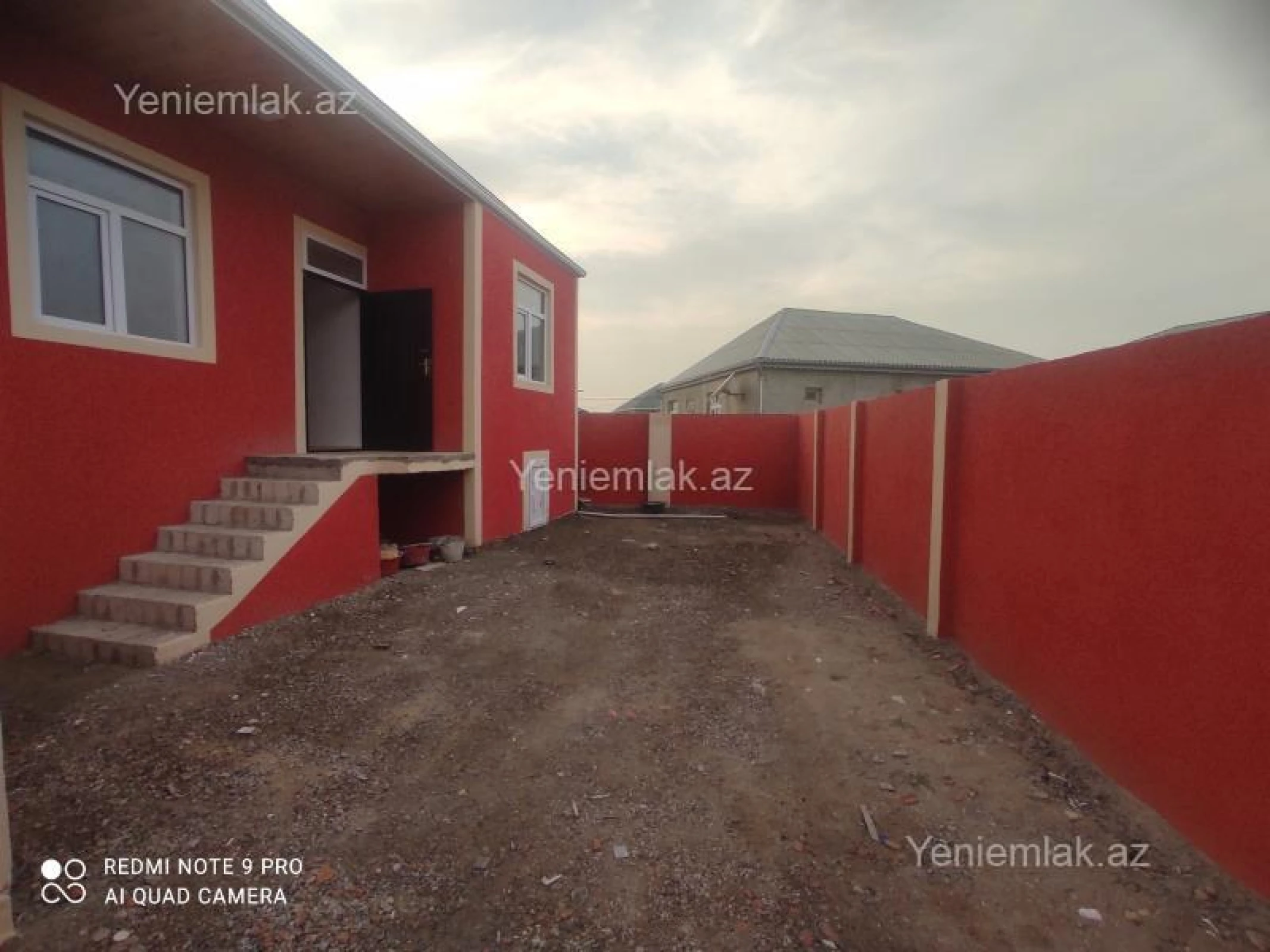 Satılır 3 otaqlı həyət evi 80 m²