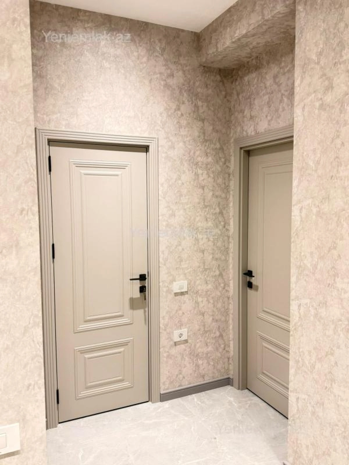 Satılır 2 otaqlı yeni tikili 76 m²