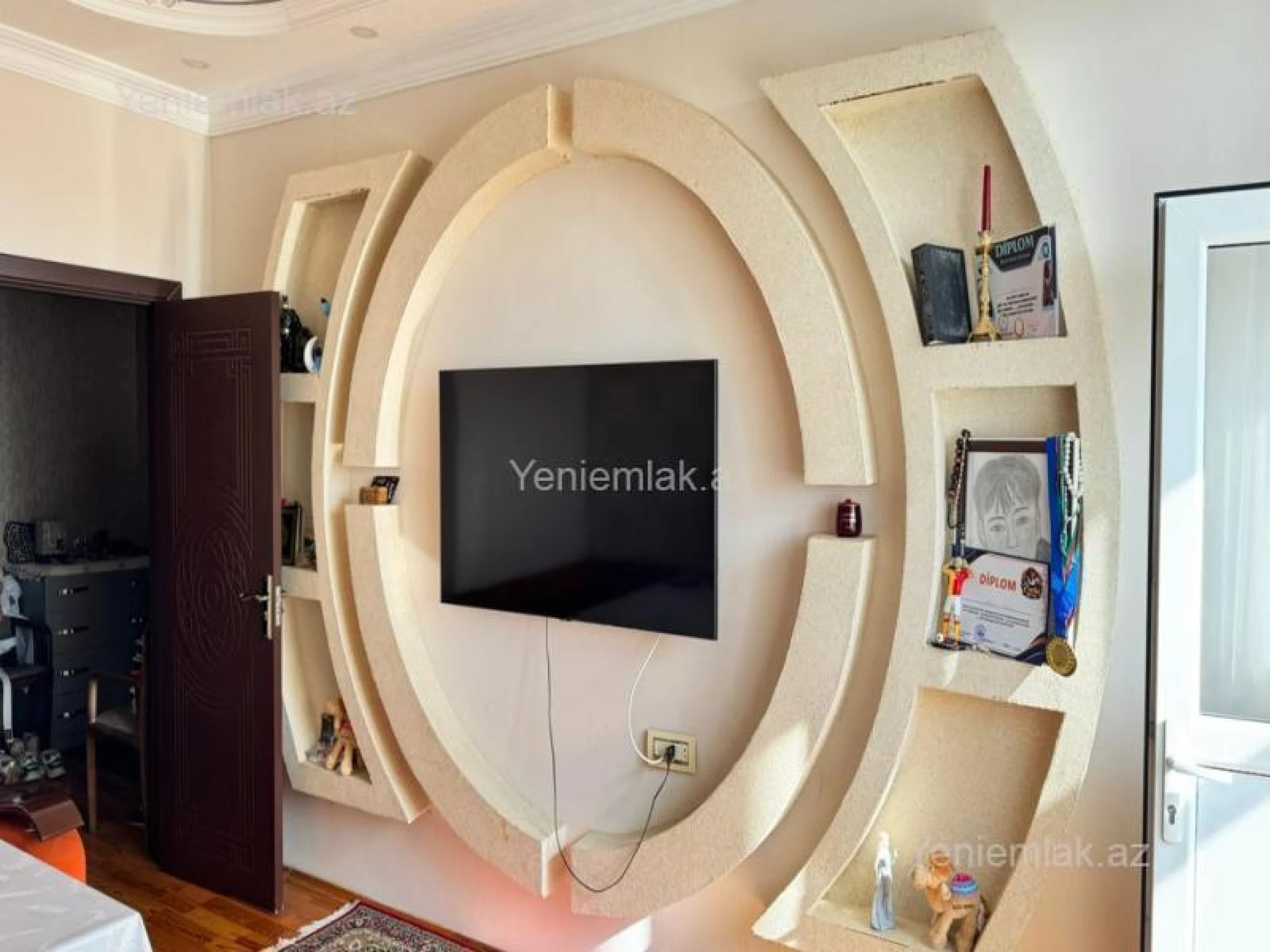 Satılır 2 otaqlı yeni tikili 55 m²