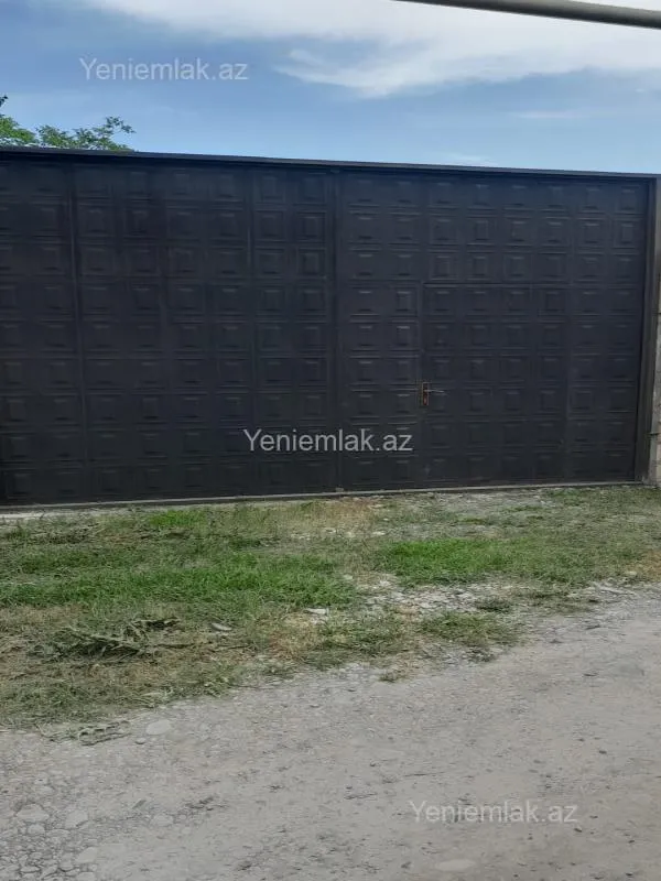 Satılır 4 otaqlı həyət evi 150 m²