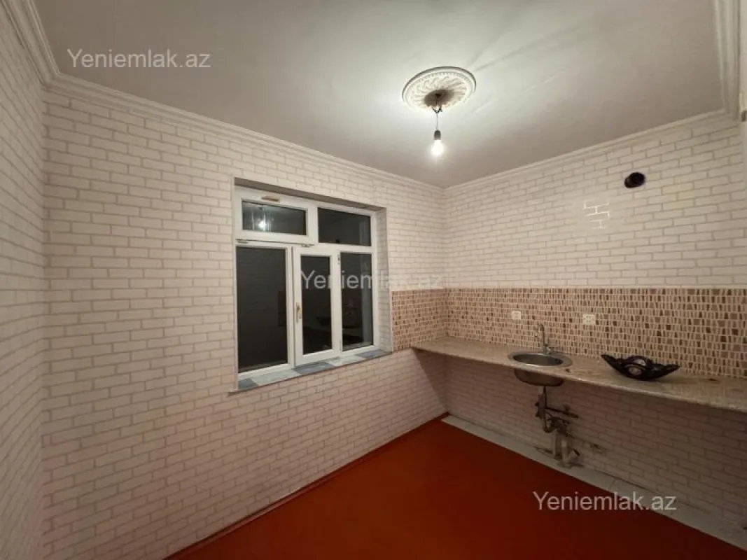 Satılır 1 otaqlı köhnə tikili 35 m²