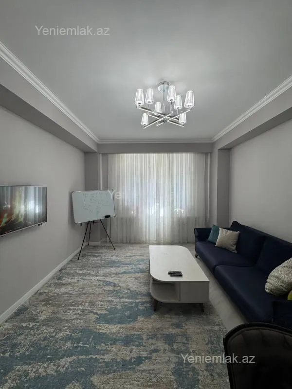 Satılır 3 otaqlı yeni tikili 83 m²
