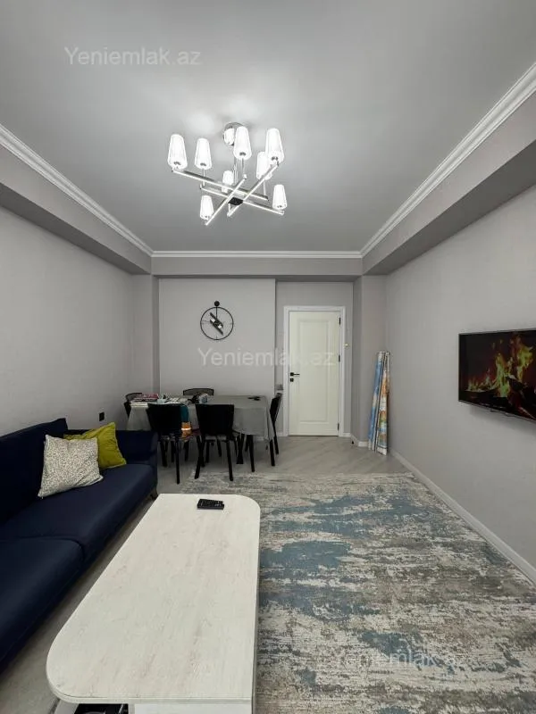 Satılır 3 otaqlı yeni tikili 83 m²