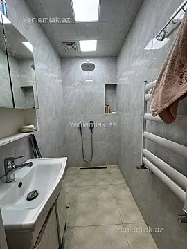 Satılır 3 otaqlı yeni tikili 83 m²