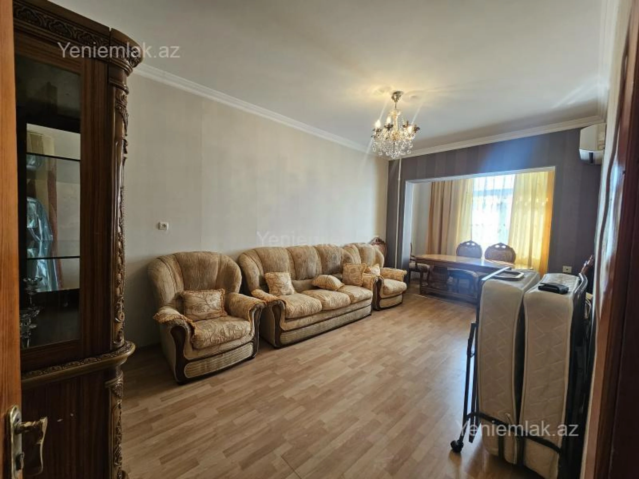 Satılır 2 otaqlı köhnə tikili 55 m²