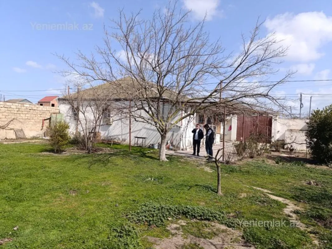 Satılır 4 otaqlı həyət evi 80 m²