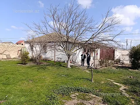 Satılır 4 otaqlı həyət evi 80 m²