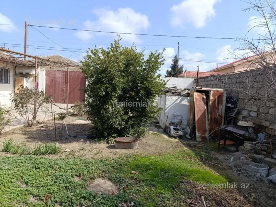 Satılır 4 otaqlı həyət evi 80 m²