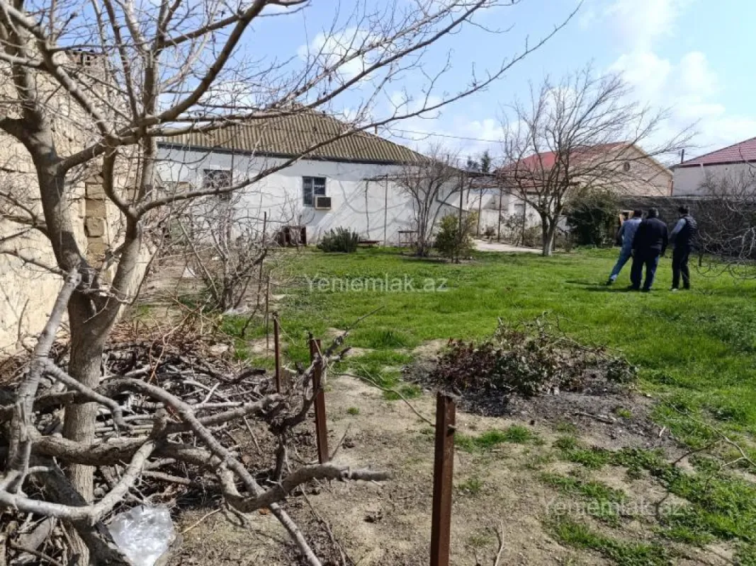 Satılır 4 otaqlı həyət evi 80 m²