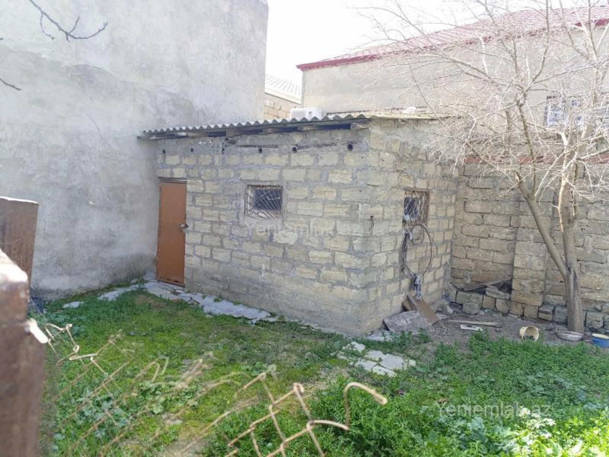Satılır 4 otaqlı həyət evi 80 m²