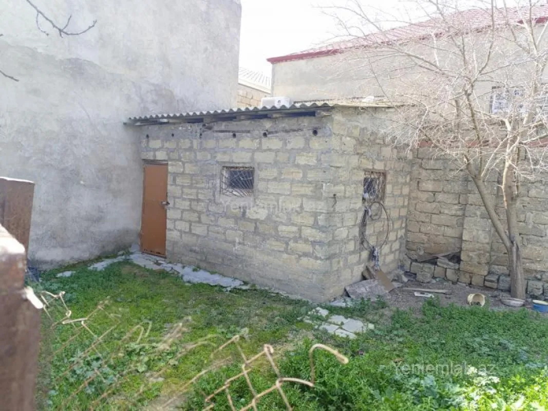 Satılır 4 otaqlı həyət evi 80 m²