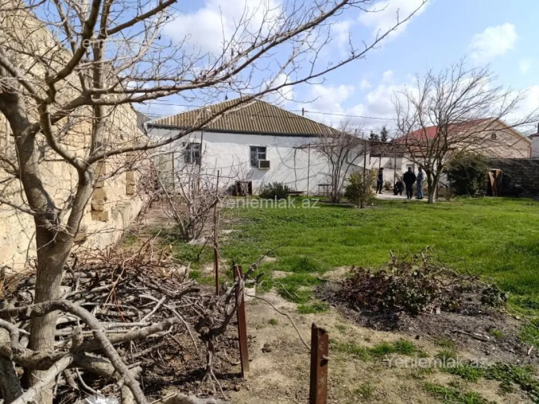 Satılır 4 otaqlı həyət evi 80 m²