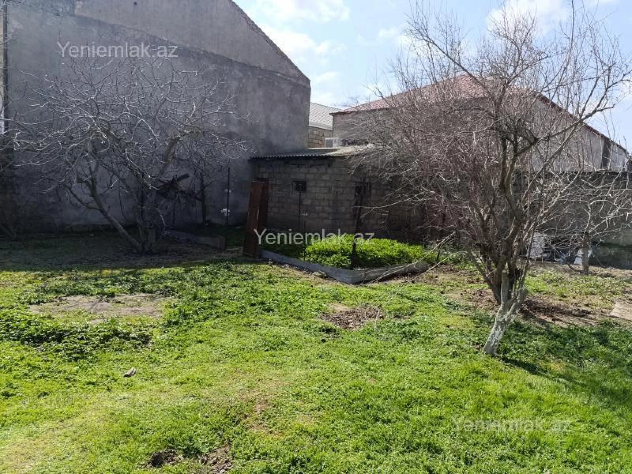 Satılır 4 otaqlı həyət evi 80 m²