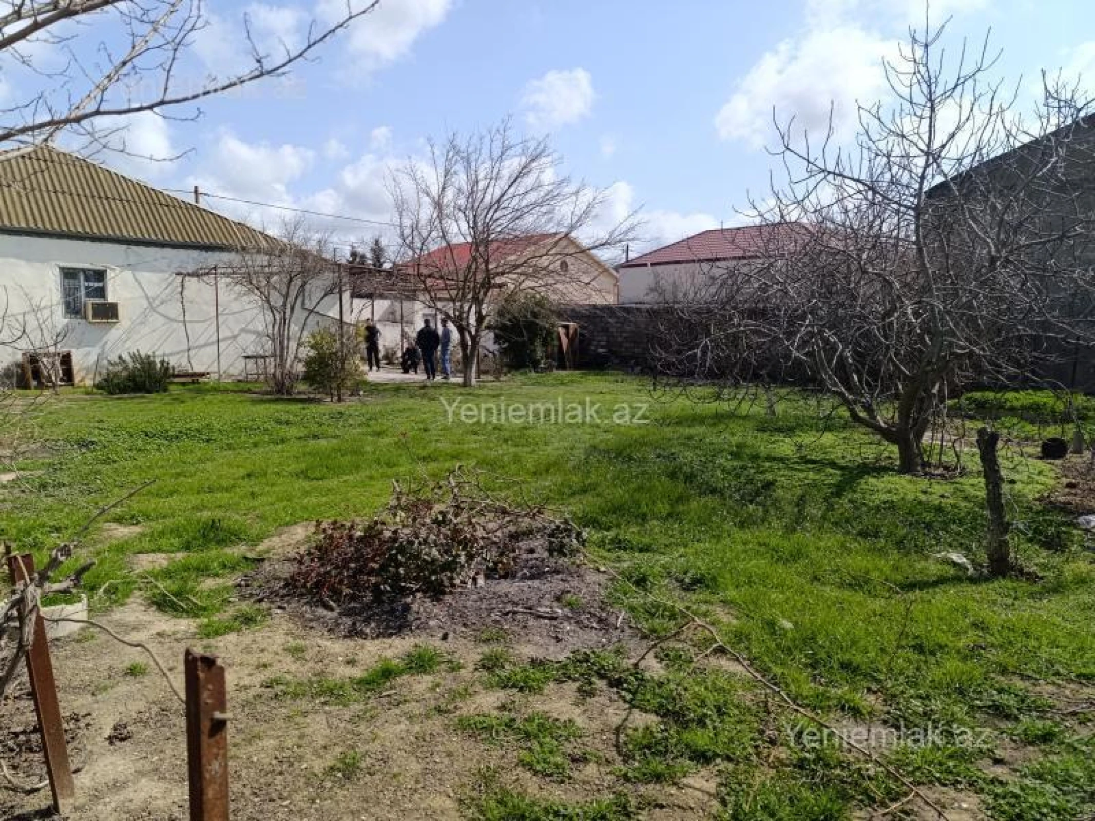 Satılır 4 otaqlı həyət evi 80 m²