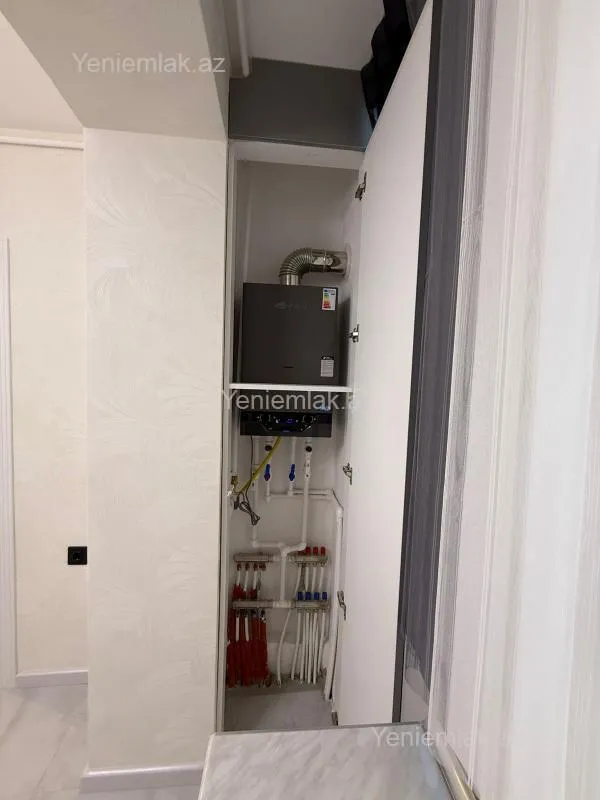 Satılır 3 otaqlı köhnə tikili 70 m²