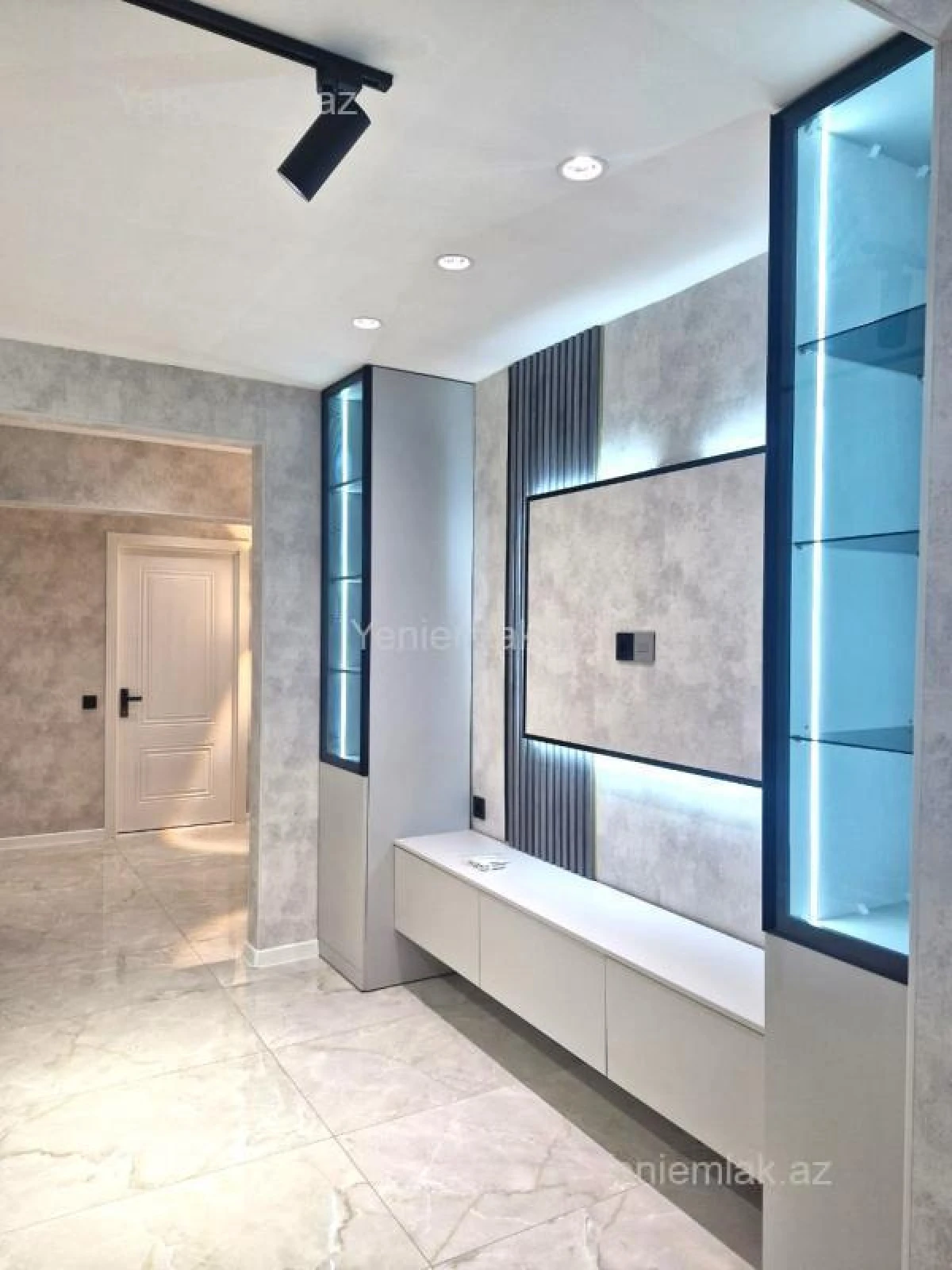 Satılır 4 otaqlı köhnə tikili 85 m²