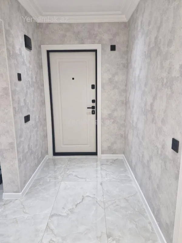 Satılır 4 otaqlı köhnə tikili 85 m²