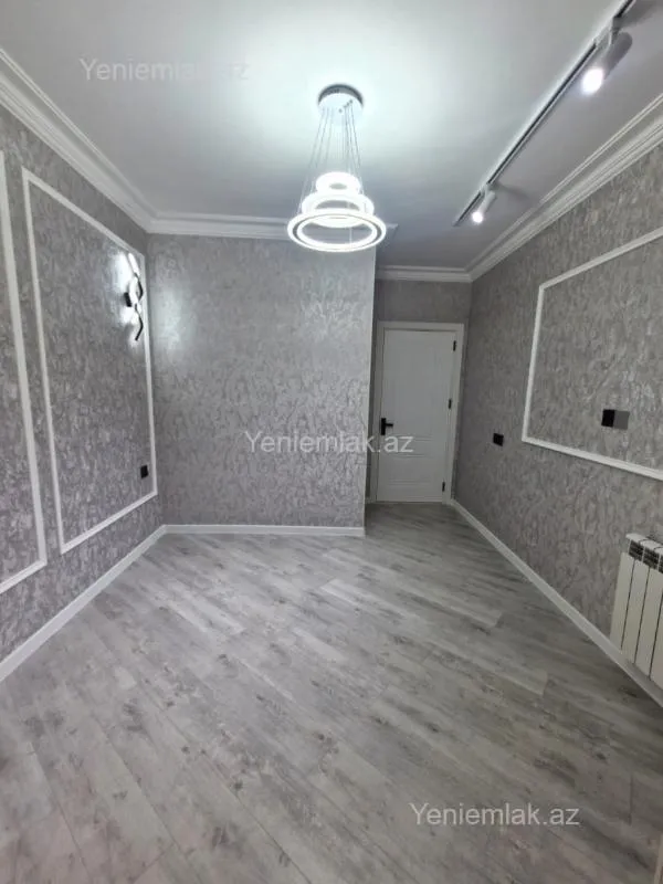 Satılır 4 otaqlı köhnə tikili 85 m²