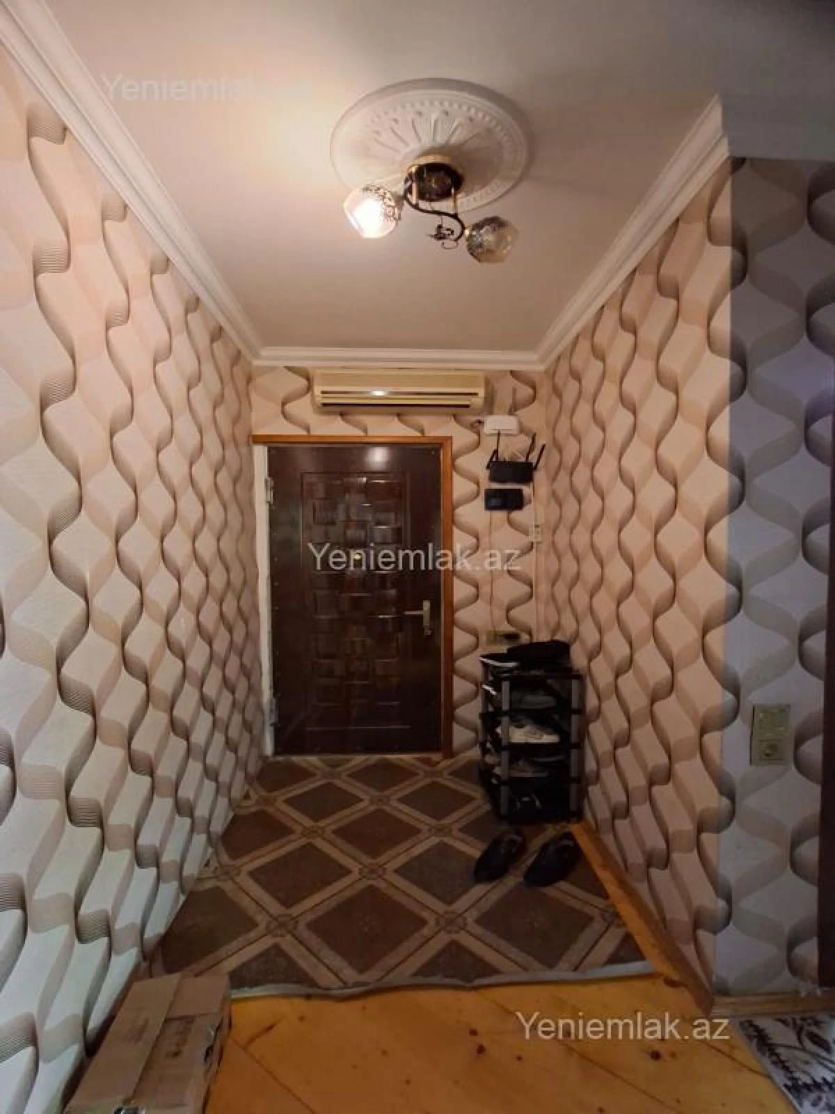 Satılır 2 otaqlı köhnə tikili 40 m²