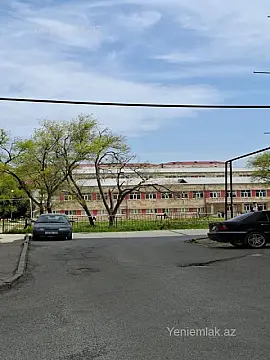 Satılır 2 otaqlı köhnə tikili 40 m²