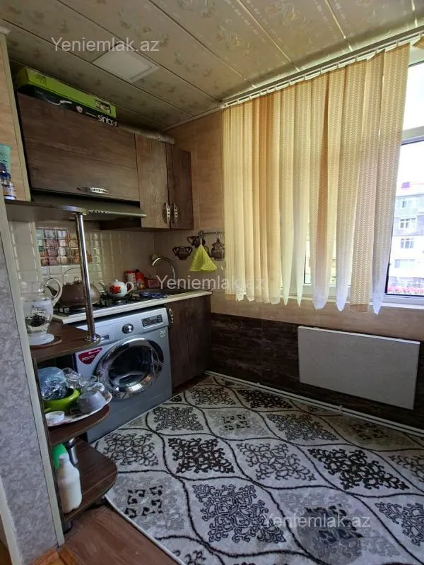 Satılır 2 otaqlı köhnə tikili 40 m²
