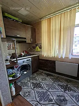 Satılır 2 otaqlı köhnə tikili 40 m²