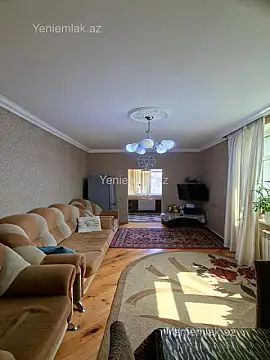 Satılır 2 otaqlı köhnə tikili 40 m²