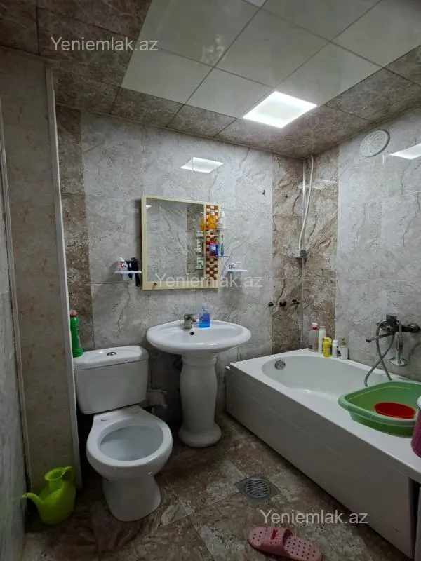 Satılır 2 otaqlı köhnə tikili 40 m²