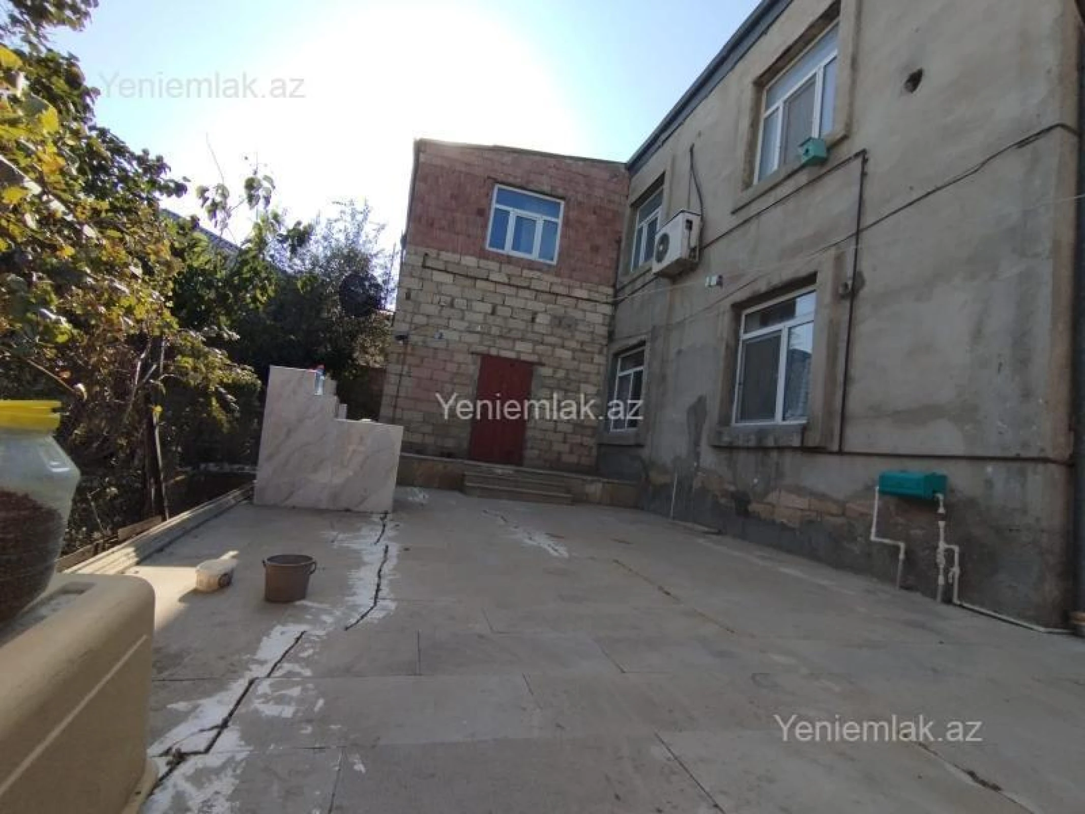 Satılır 7 otaqlı həyət evi 220 m²