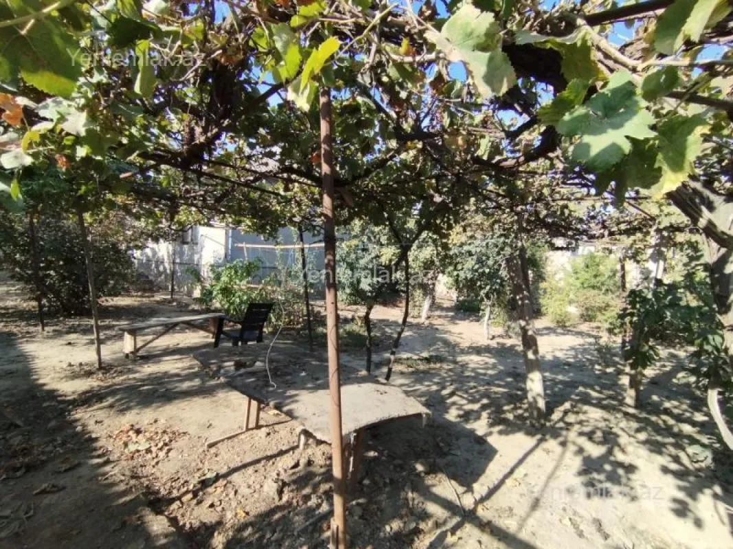 Satılır 7 otaqlı həyət evi 220 m²