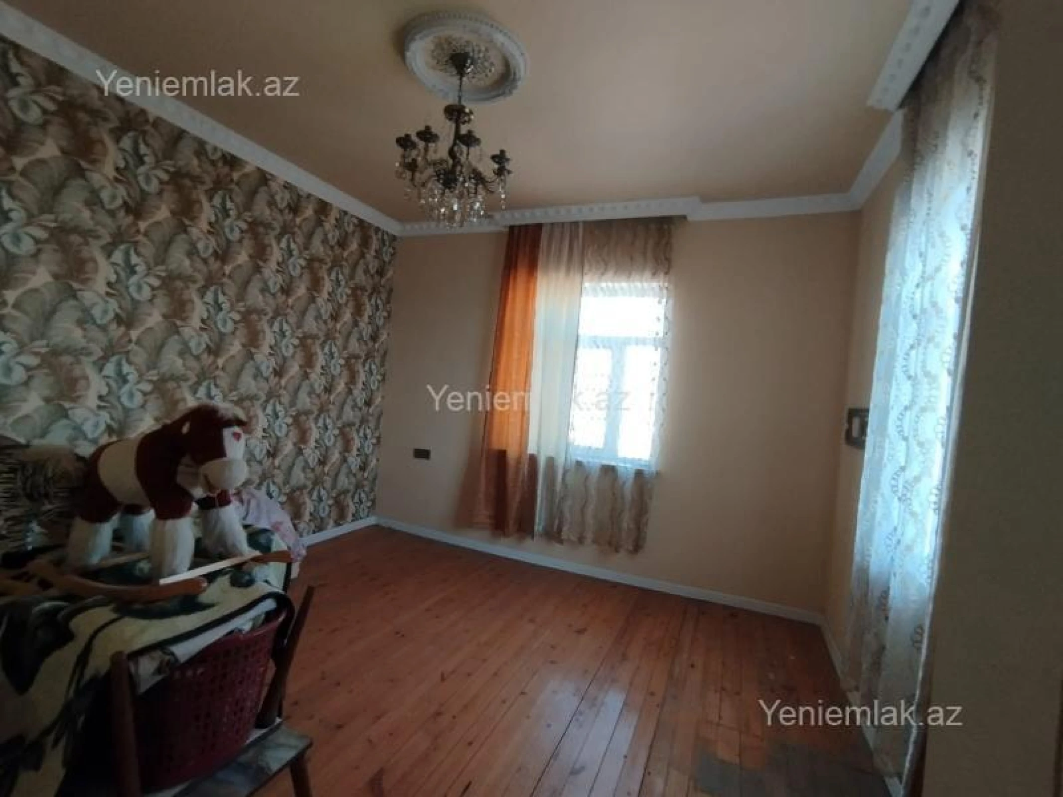 Satılır 7 otaqlı həyət evi 220 m²