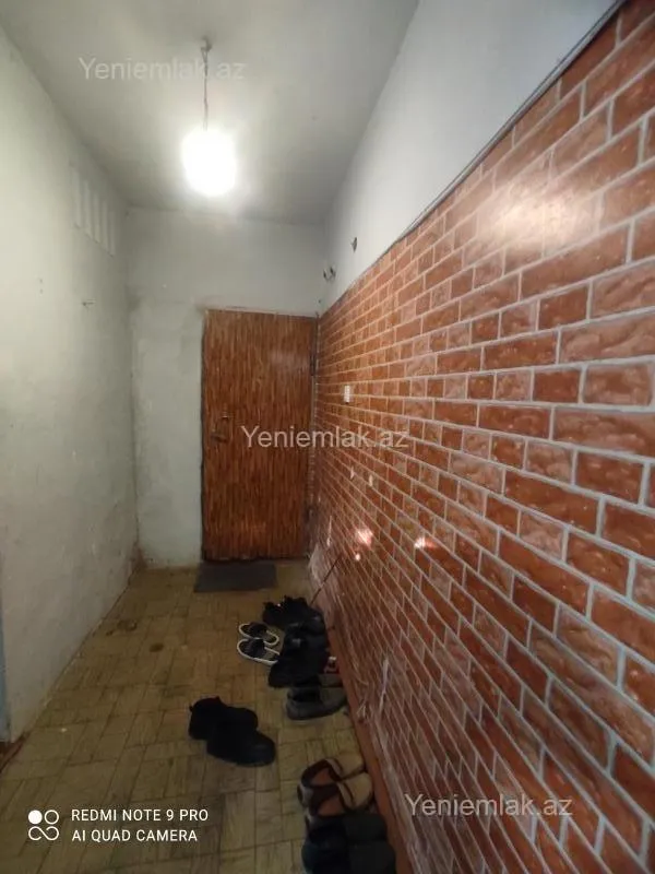 Satılır 1 otaqlı köhnə tikili 35 m²