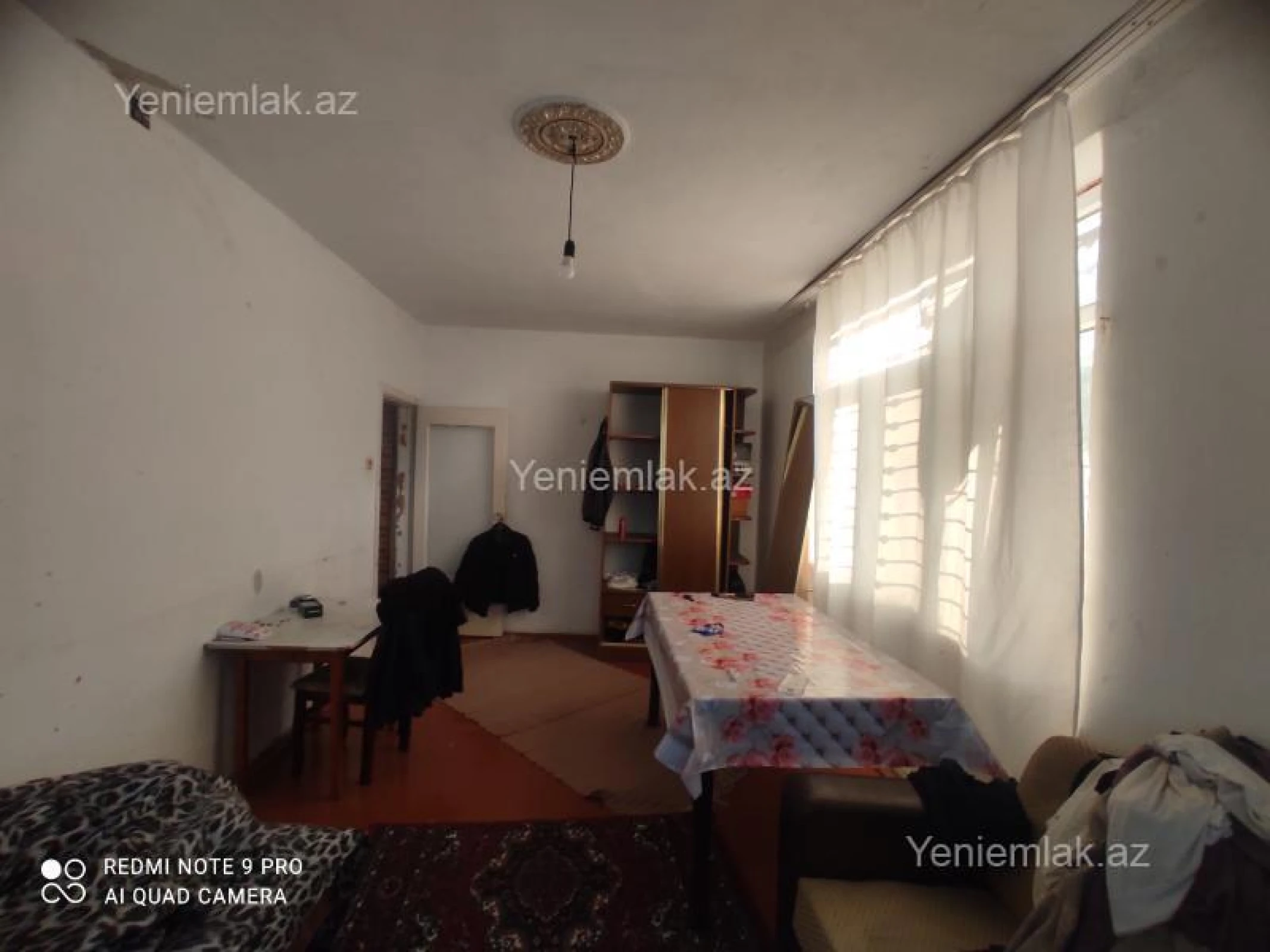 Satılır 1 otaqlı köhnə tikili 35 m²