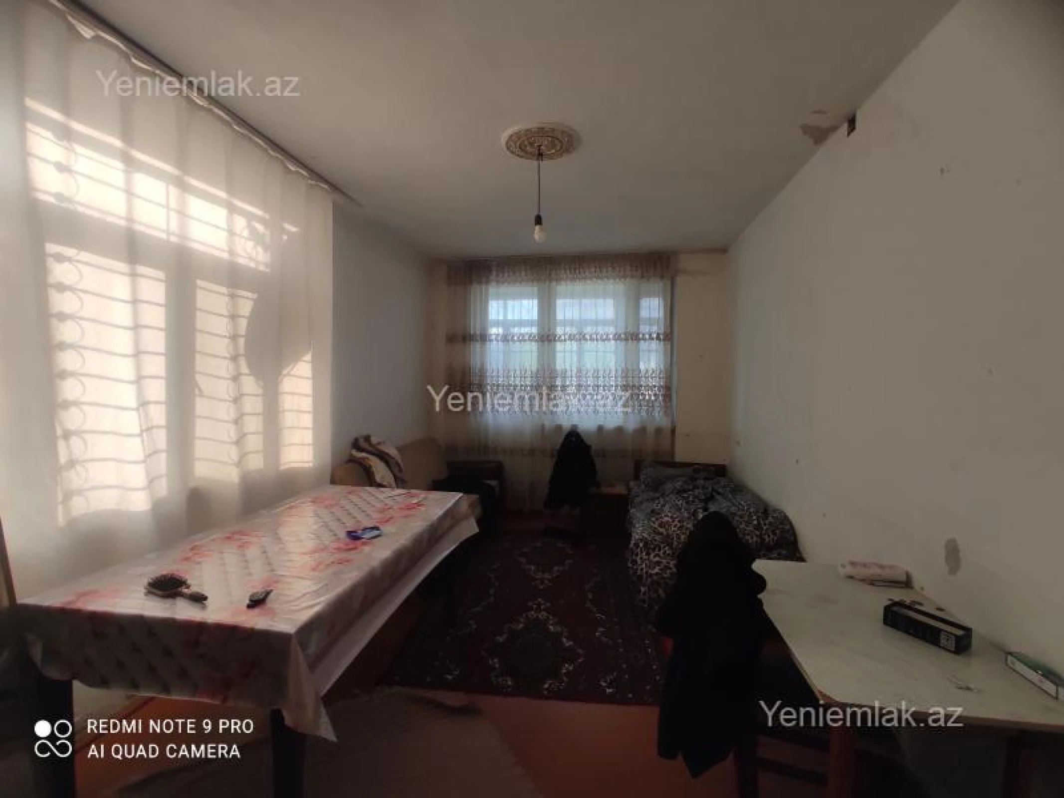 Satılır 1 otaqlı köhnə tikili 35 m²