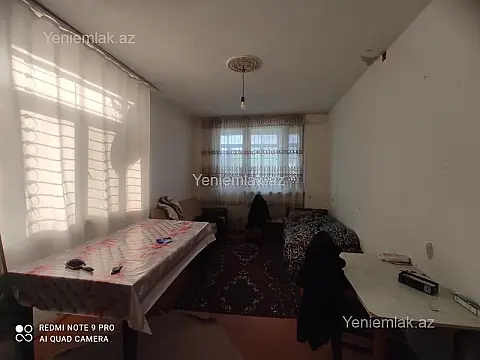 Satılır 1 otaqlı köhnə tikili 35 m²