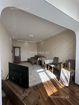 Satılır 4 otaqlı köhnə tikili 100 m²