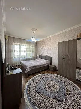 Satılır 4 otaqlı köhnə tikili 100 m²