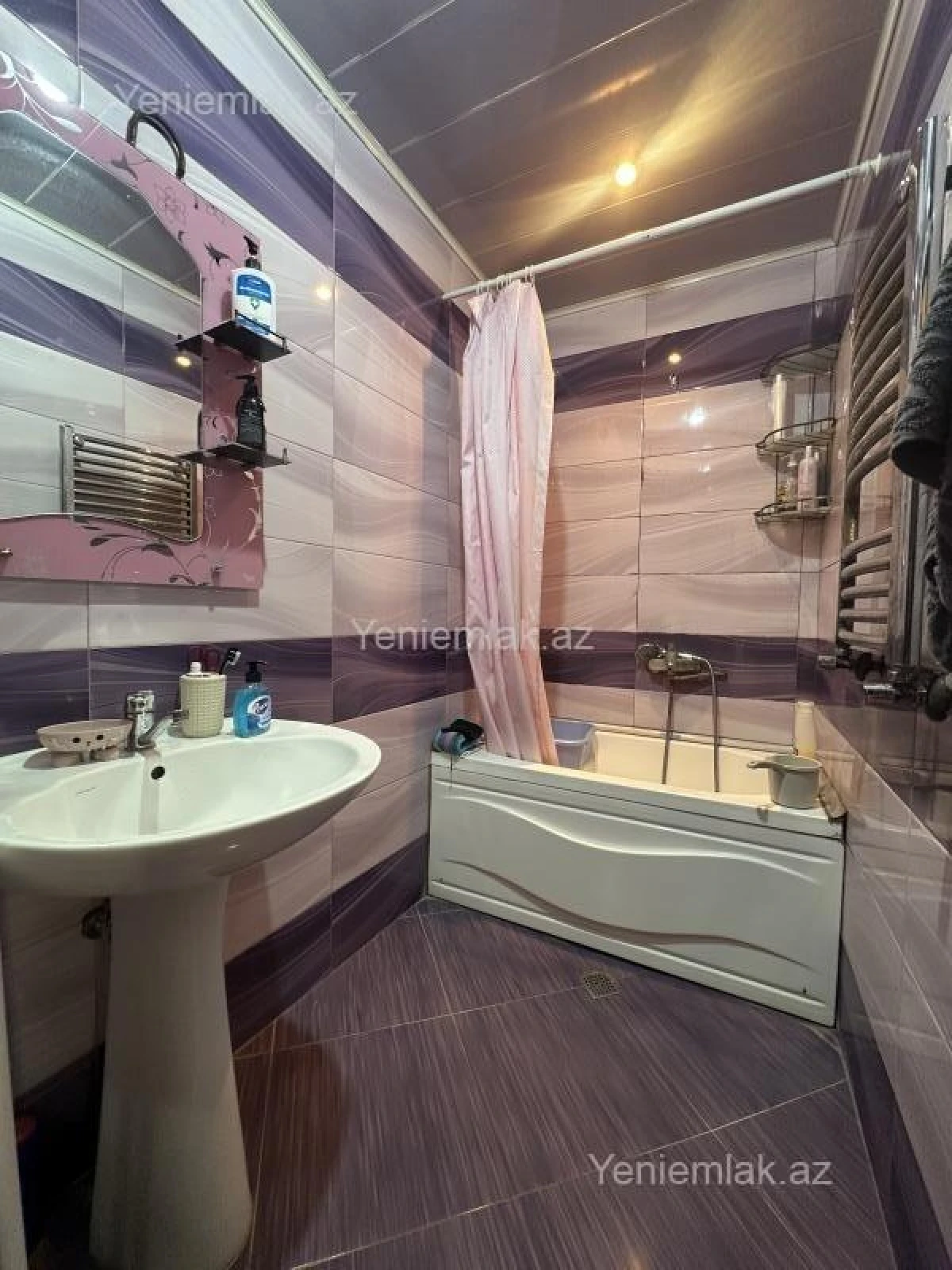 Satılır 4 otaqlı köhnə tikili 100 m²