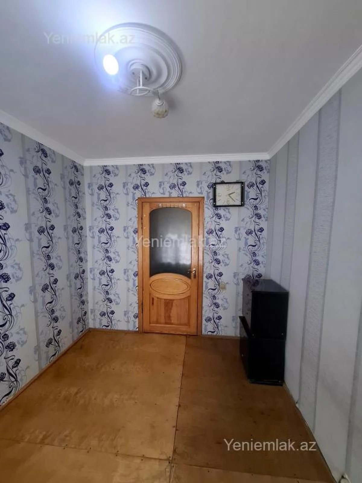Satılır 4 otaqlı köhnə tikili 85 m²