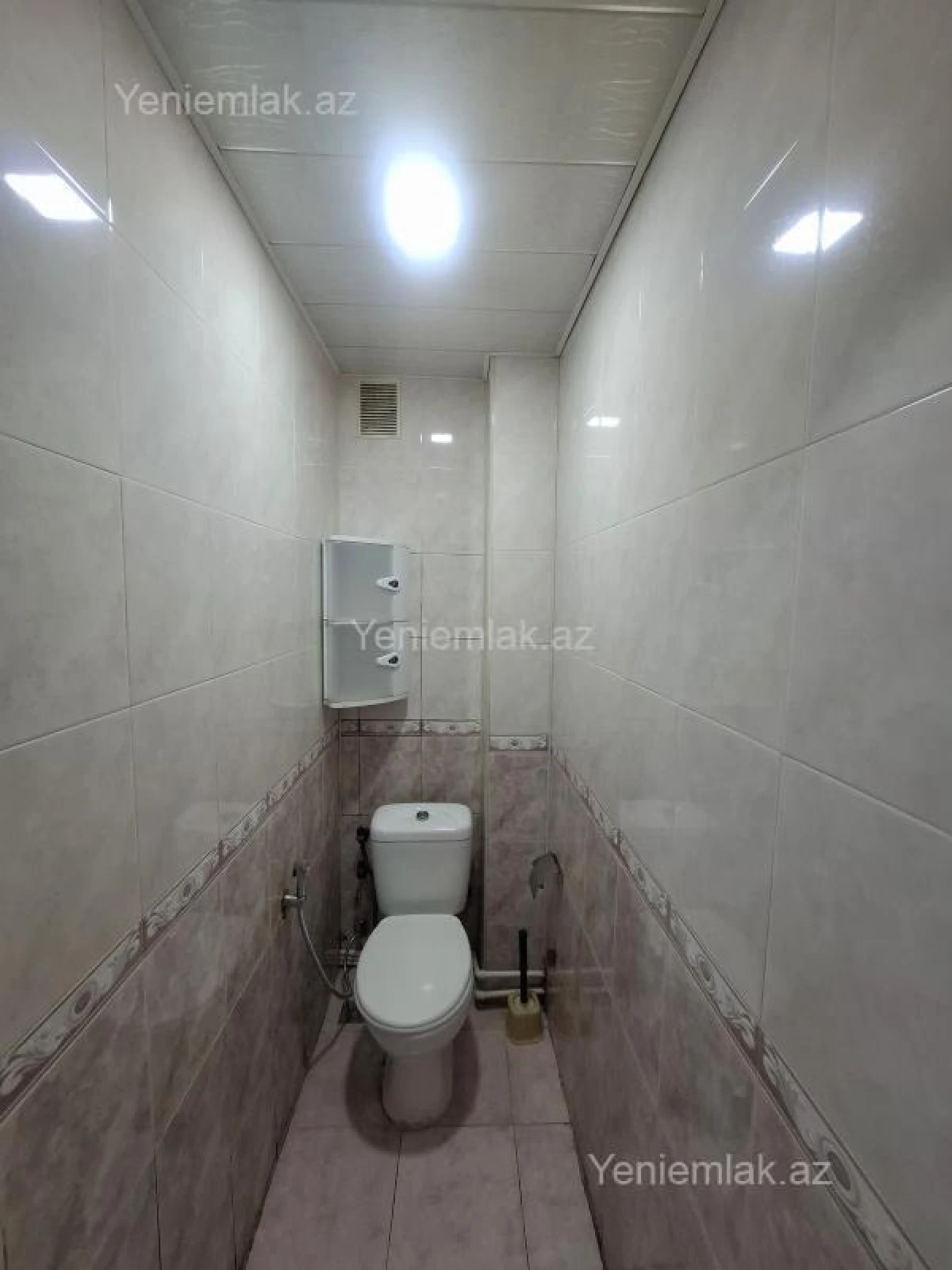 Satılır 4 otaqlı köhnə tikili 85 m²