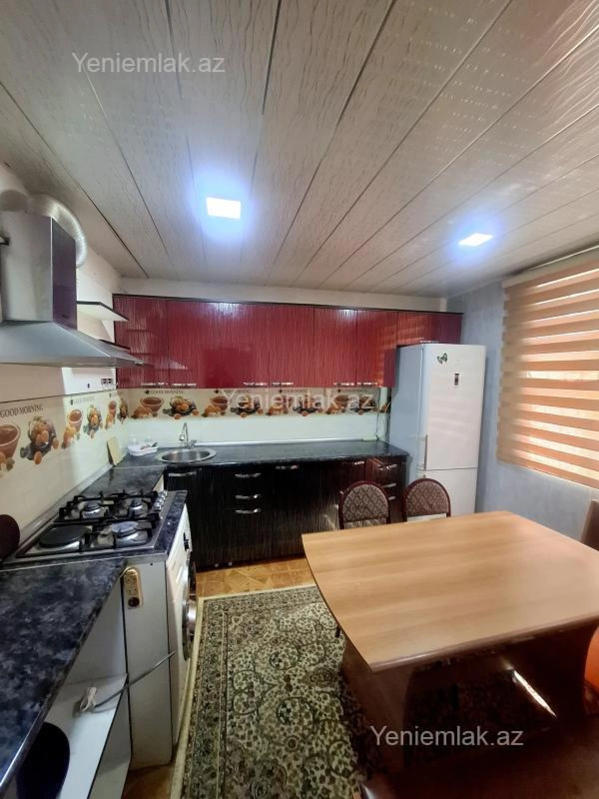 Satılır 4 otaqlı köhnə tikili 85 m²