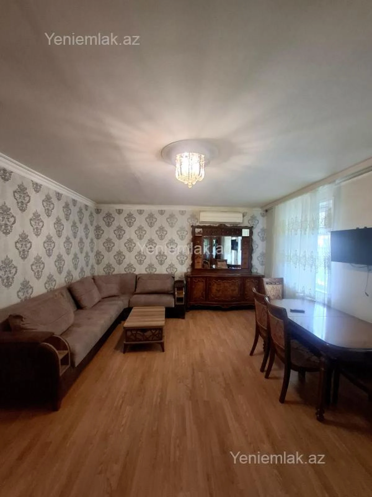 Satılır 4 otaqlı köhnə tikili 85 m²