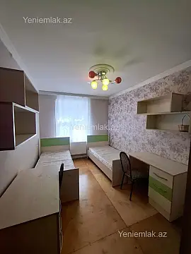 Satılır 4 otaqlı köhnə tikili 85 m²