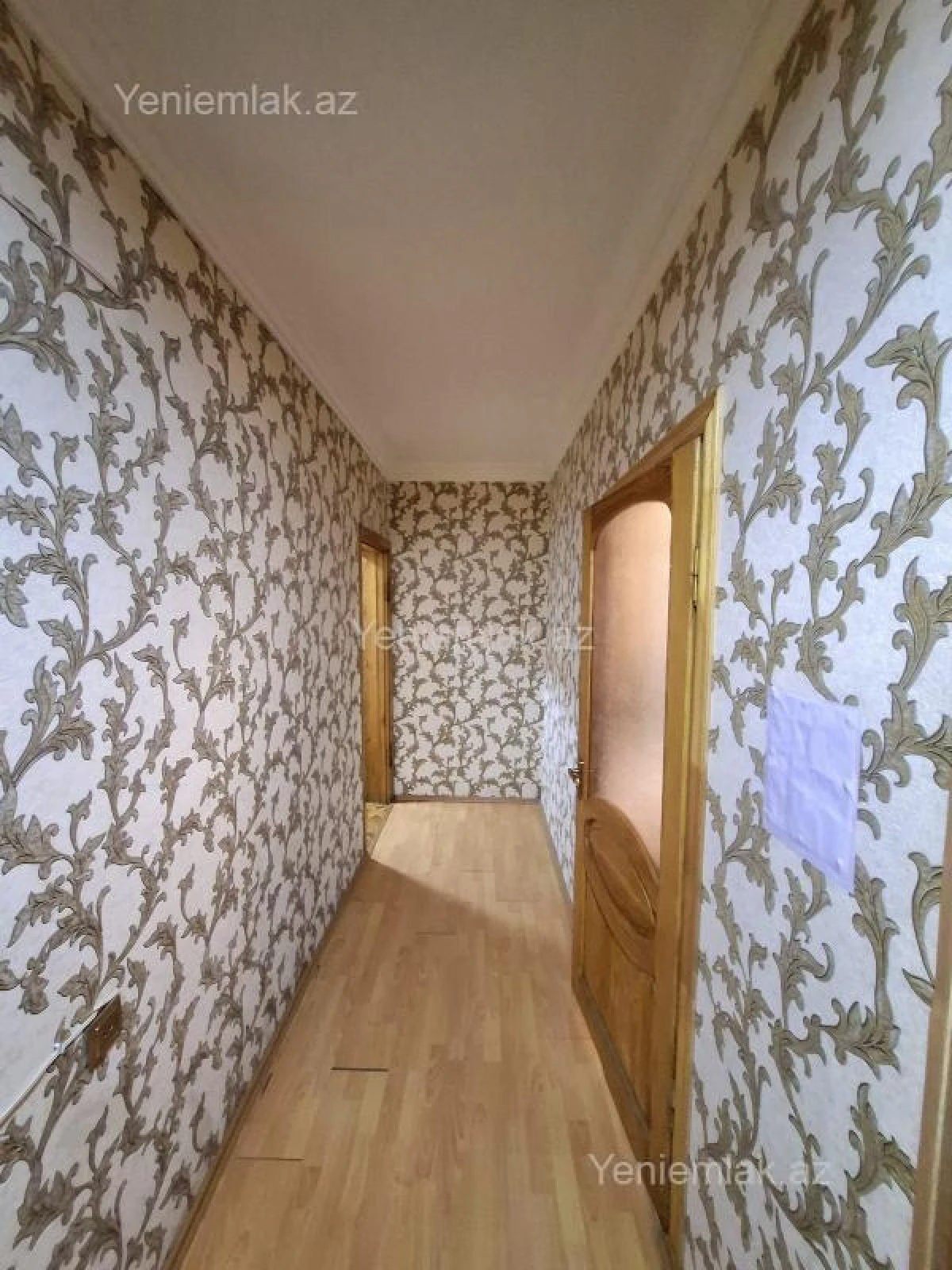 Satılır 4 otaqlı köhnə tikili 85 m²