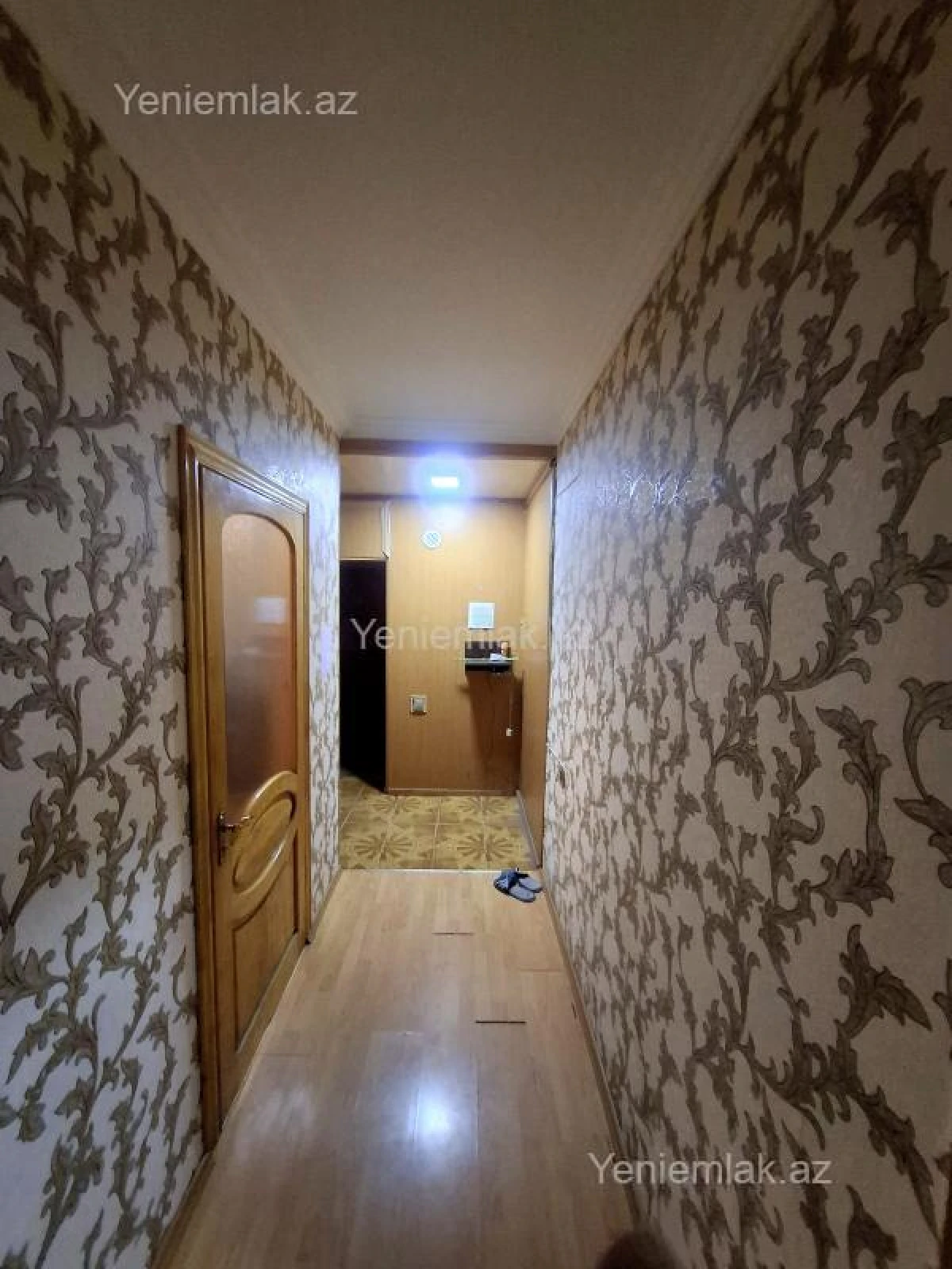 Satılır 4 otaqlı köhnə tikili 85 m²