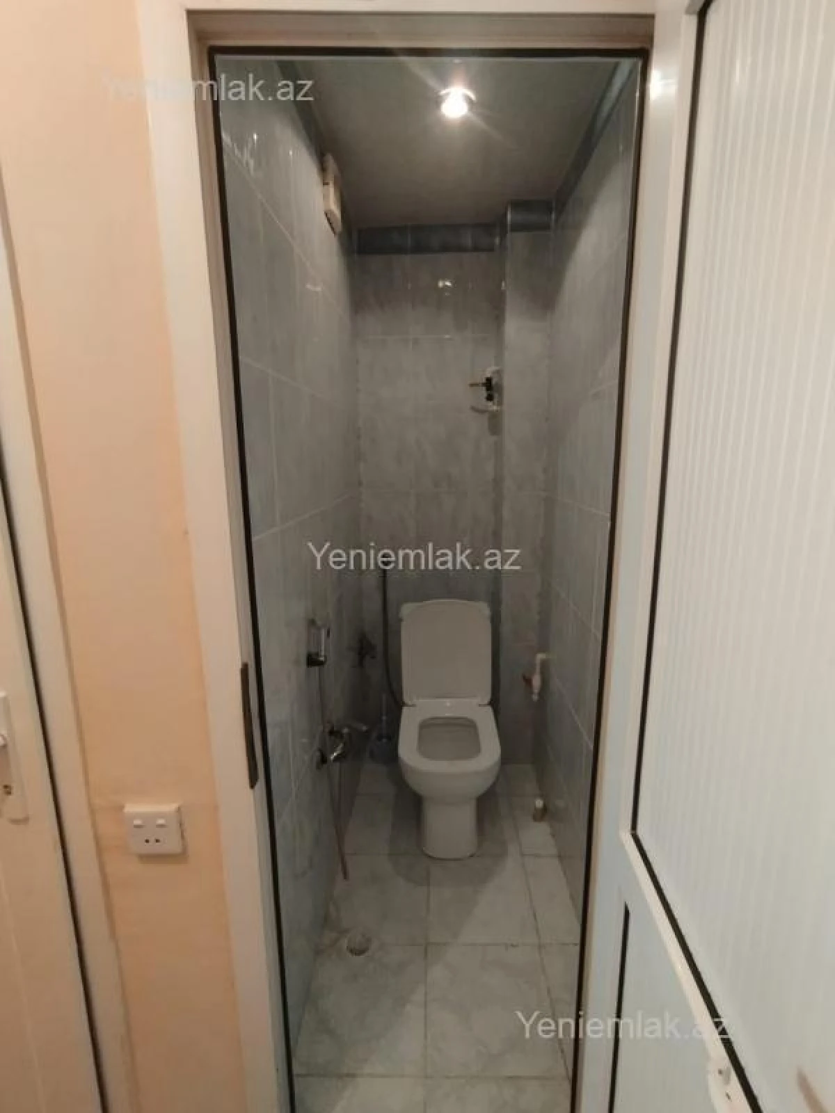 Satılır 3 otaqlı köhnə tikili 75 m²