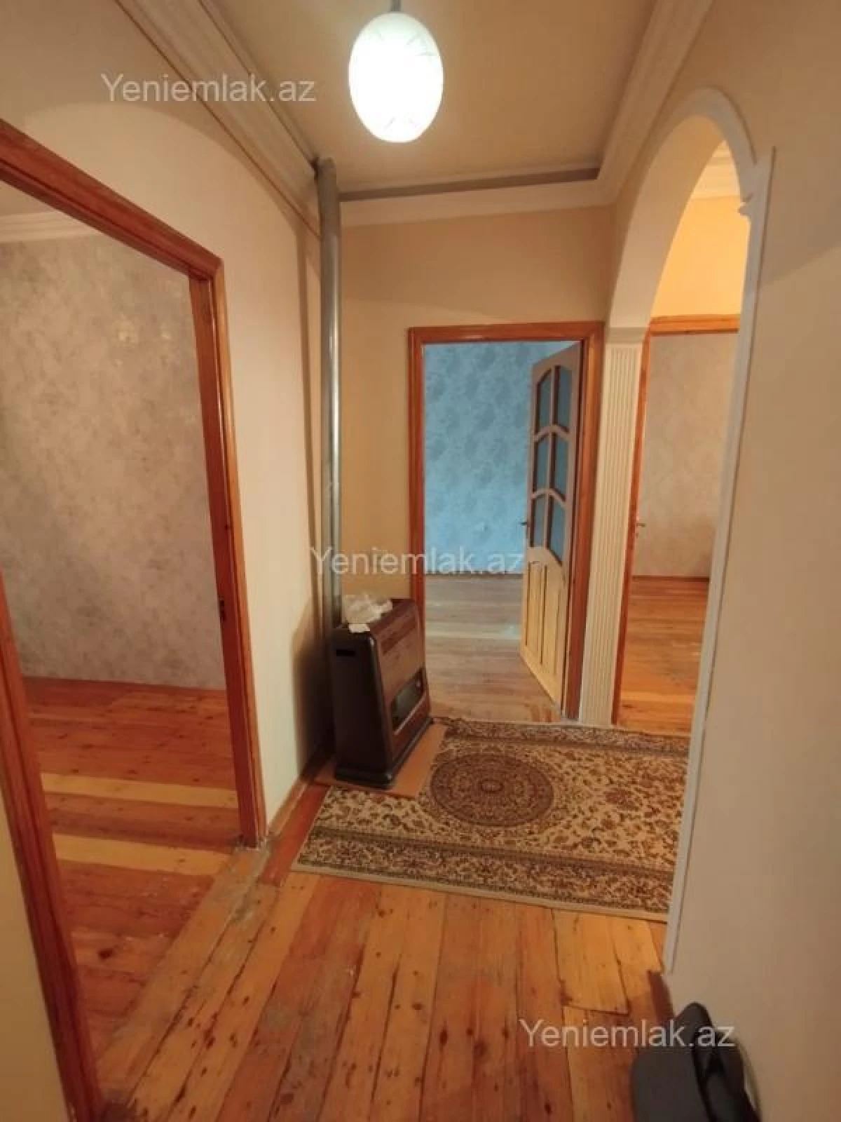 Satılır 3 otaqlı köhnə tikili 75 m²