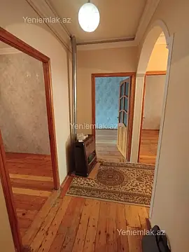 Satılır 3 otaqlı köhnə tikili 75 m²